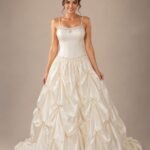 VESTIDO DE NOVIA ELEGANTE TALLA L - USA
